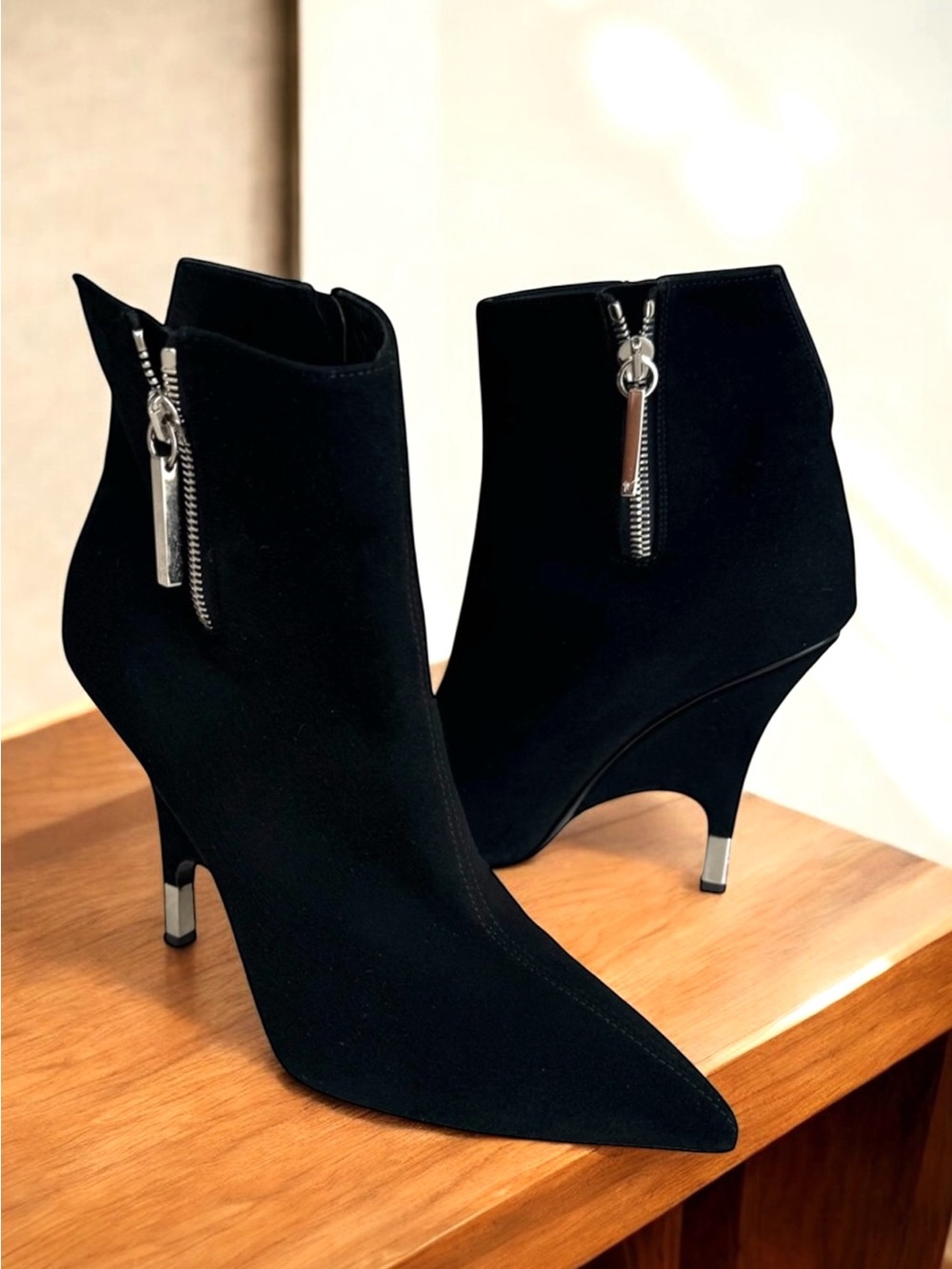 Giuseppe Zanotti Ankle Zip Booties Black Suede